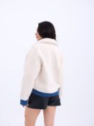 7247 MONT-EKRU resmi